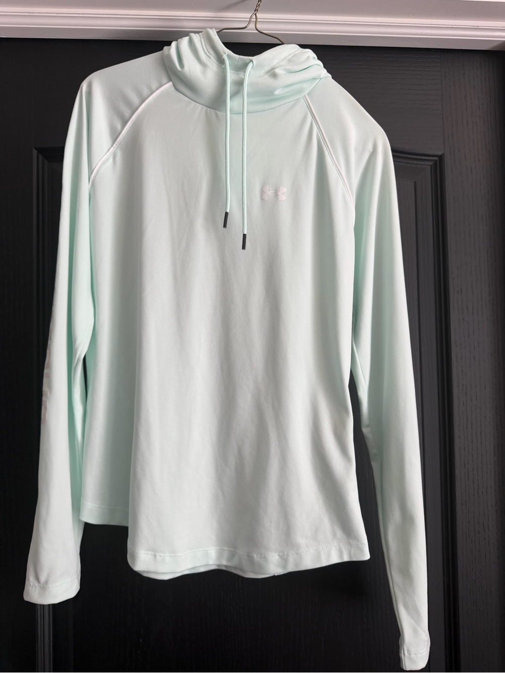 Under Armour Long Sleeve hooded top-Adult Medium